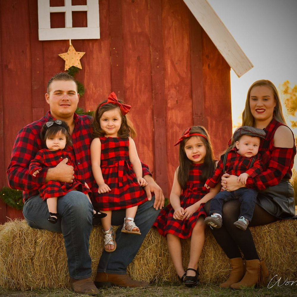 Meet your Posher, Claudia